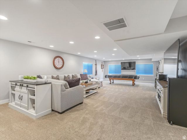 8136 S 6430 W, West Jordan, UT 84081