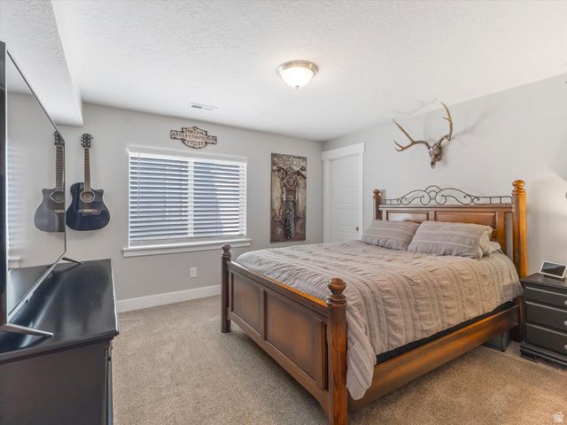 8136 S 6430 W, West Jordan, UT 84081