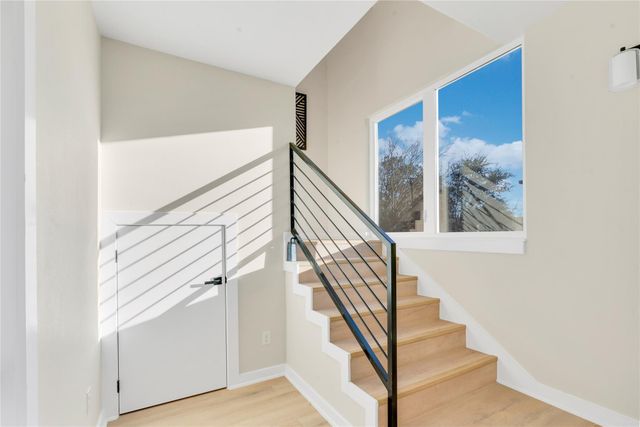 2309 Montopolis DR 7, Austin, TX 78741