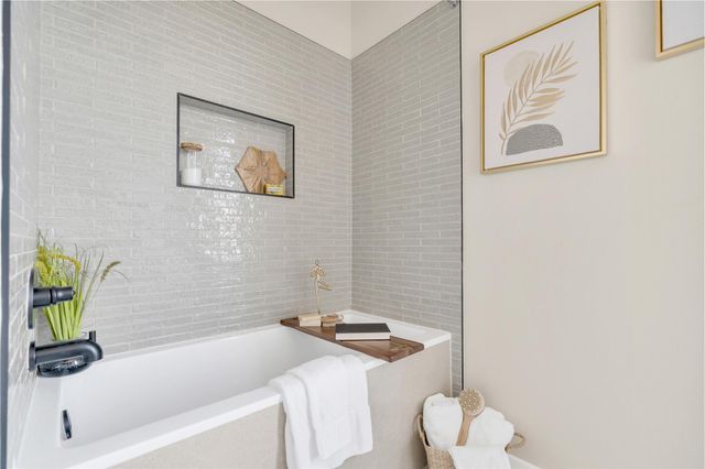 2309 Montopolis DR 7, Austin, TX 78741