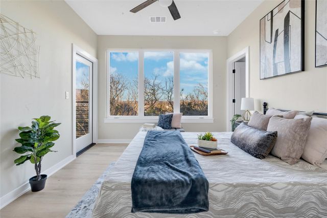 2309 Montopolis DR 7, Austin, TX 78741