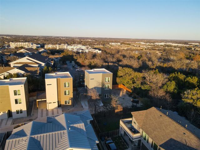 2309 Montopolis DR 7, Austin, TX 78741