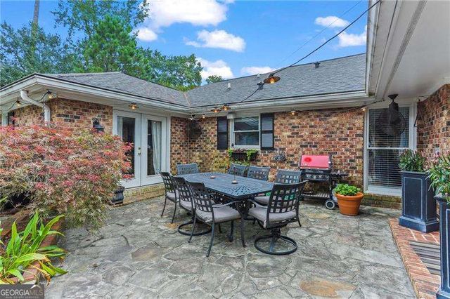 104 Lakeshore Circle NE, Marietta, GA 30067