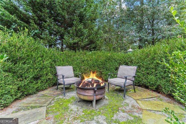 104 Lakeshore Circle NE, Marietta, GA 30067