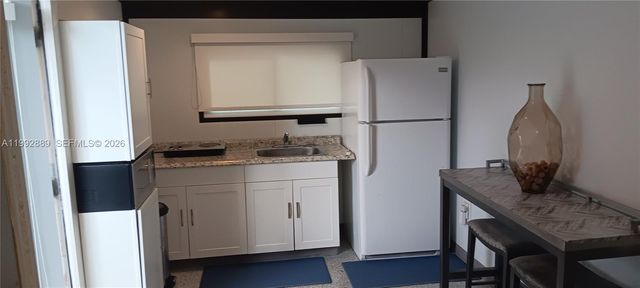 6761 Branch St 1, Hollywood, FL 33024