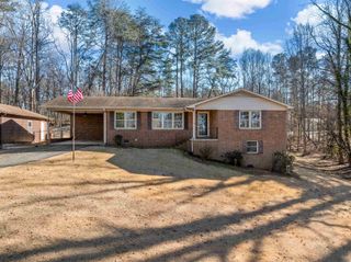 1240 Dickson Road, Campobello, SC 29322