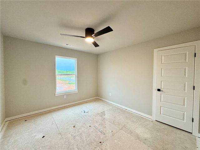 5908 SW Omaha Avenue, Bentonville, AR 72713
