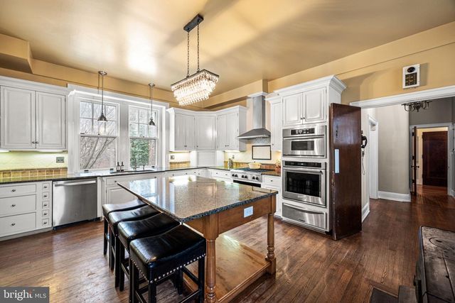 1018 BEECH RD, Wallingford, PA 19086