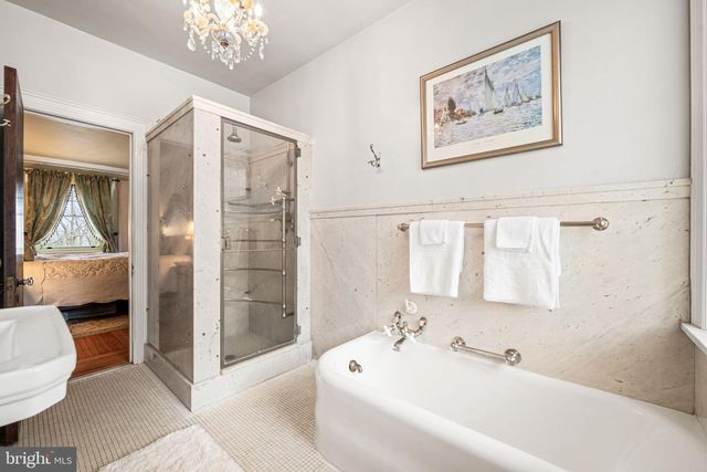 1018 BEECH RD, Wallingford, PA 19086