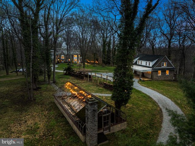 1018 BEECH RD, Wallingford, PA 19086