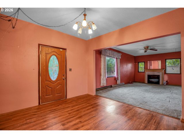 6433 Ne DURHAM Ave, Portland, OR 97211