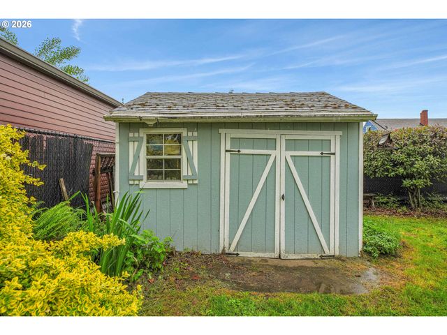 6433 Ne DURHAM Ave, Portland, OR 97211