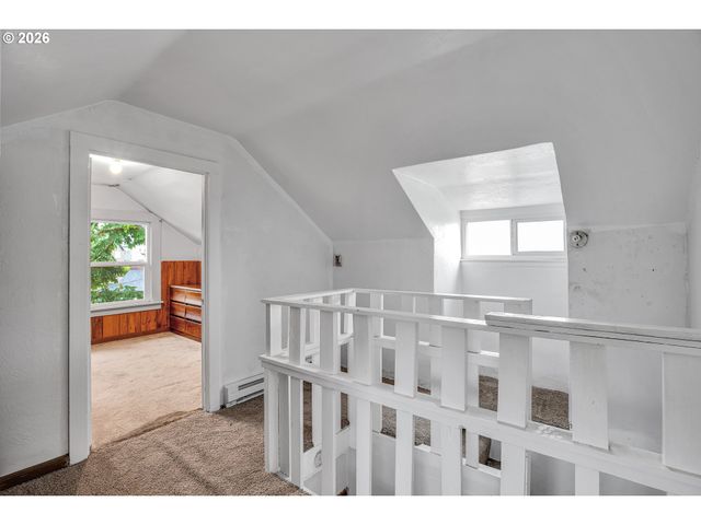 6433 Ne DURHAM Ave, Portland, OR 97211