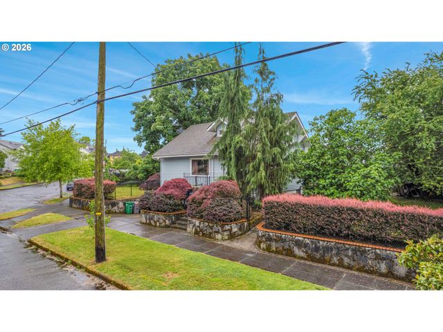 6433 Ne DURHAM Ave, Portland, OR 97211