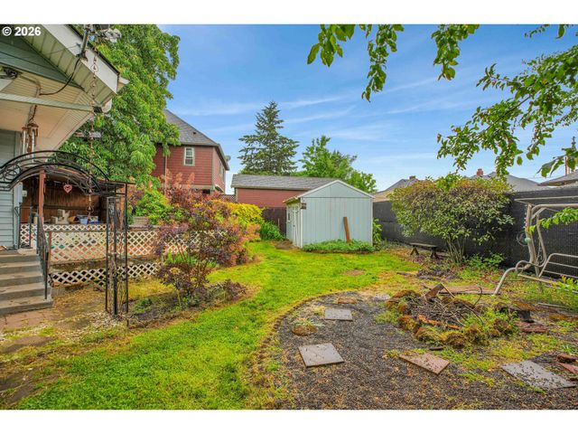 6433 Ne DURHAM Ave, Portland, OR 97211