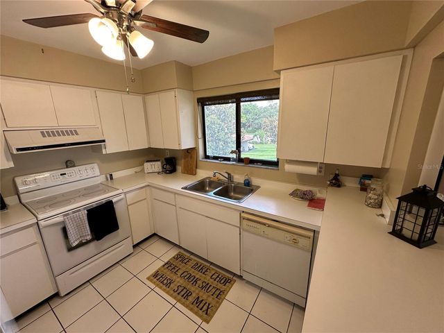 3500 EL CONQUISTADOR PARKWAY 314, Bradenton, FL 34210