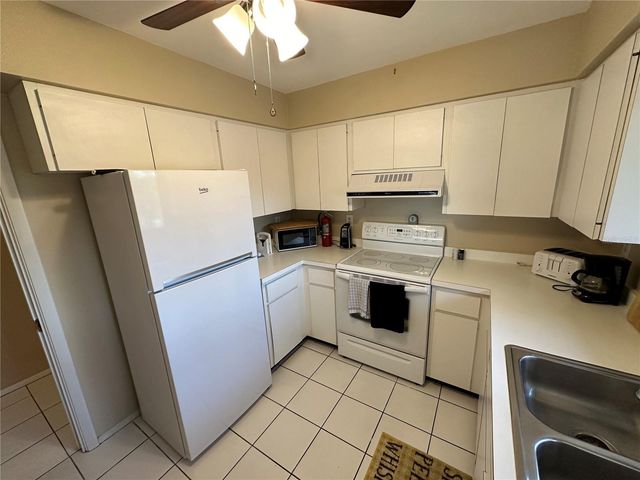 3500 EL CONQUISTADOR PARKWAY 314, Bradenton, FL 34210