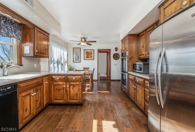 514 Lannon Ln, Bethlehem Twp., NJ 08826