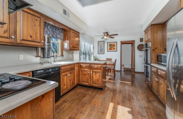 514 Lannon Ln, Bethlehem Twp., NJ 08826