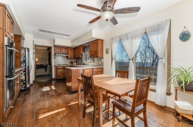 514 Lannon Ln, Bethlehem Twp., NJ 08826