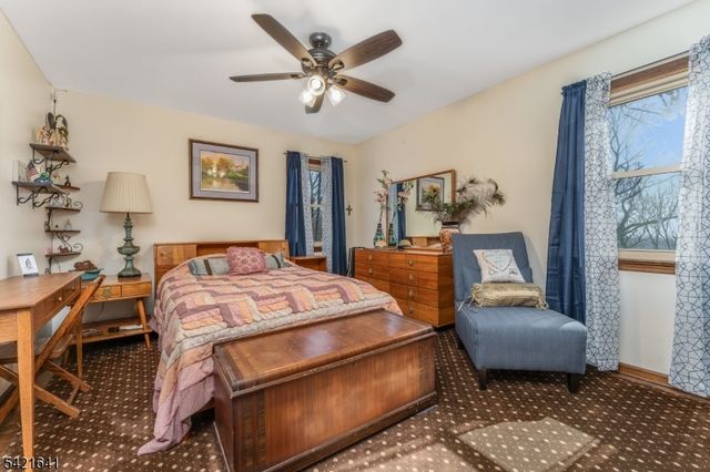 514 Lannon Ln, Bethlehem Twp., NJ 08826