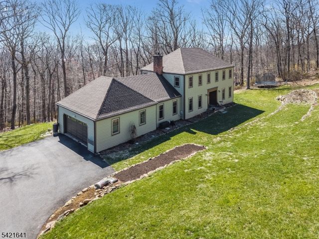 514 Lannon Ln, Bethlehem Twp., NJ 08826