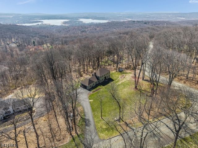 514 Lannon Ln, Bethlehem Twp., NJ 08826