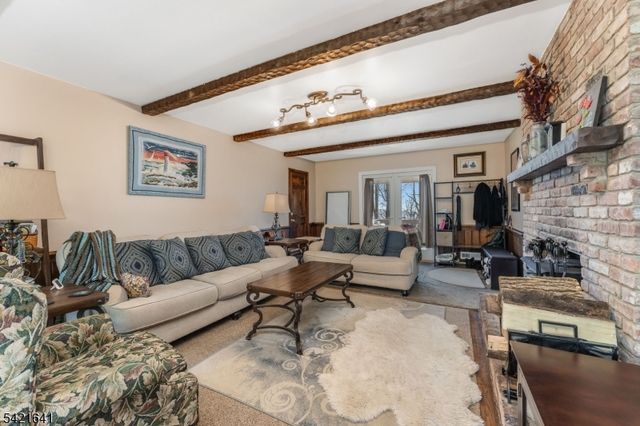 514 Lannon Ln, Bethlehem Twp., NJ 08826
