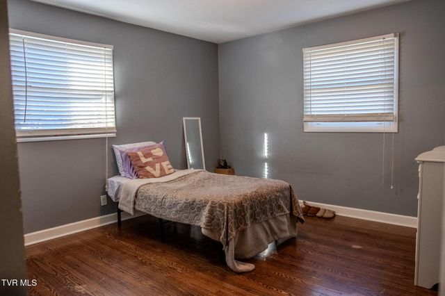 329 Summerville Road, Kingsport, TN 37663