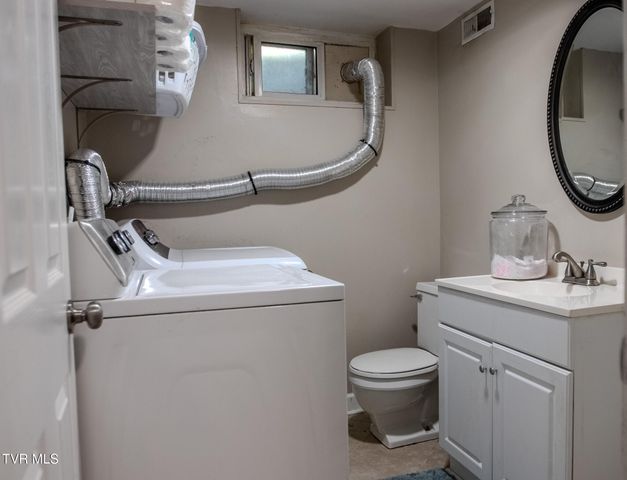 329 Summerville Road, Kingsport, TN 37663