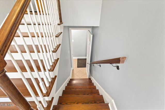 329 Summerville Road, Kingsport, TN 37663
