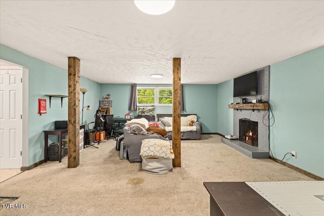 329 Summerville Road, Kingsport, TN 37663