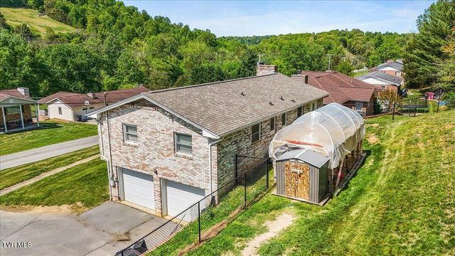 329 Summerville Road, Kingsport, TN 37663