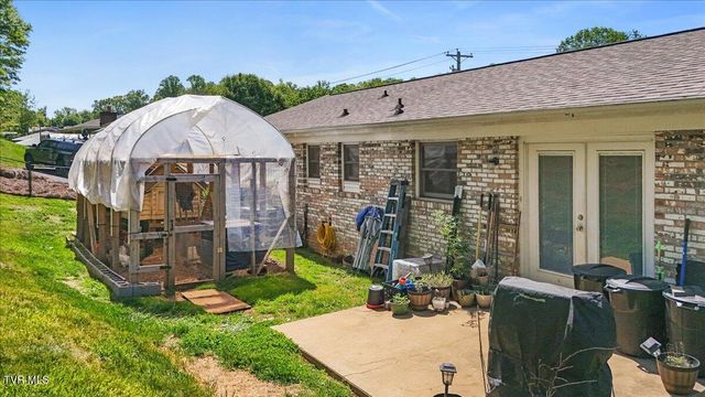 329 Summerville Road, Kingsport, TN 37663