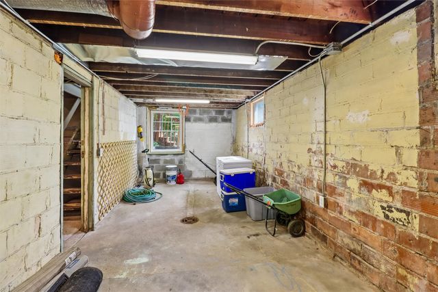 407 Virginia Avenue, Des Moines, IA 50315