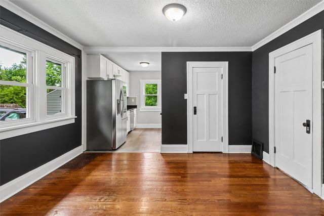 407 Virginia Avenue, Des Moines, IA 50315