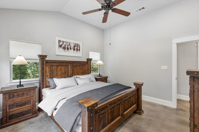 6912 Circle Drive, Bonham, TX 75418