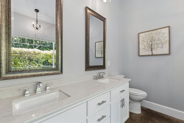 6912 Circle Drive, Bonham, TX 75418