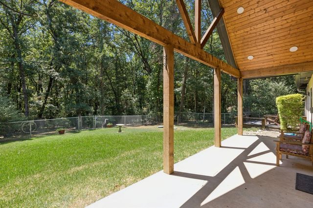 6912 Circle Drive, Bonham, TX 75418