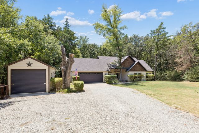 6912 Circle Drive, Bonham, TX 75418