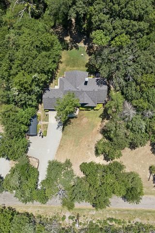6912 Circle Drive, Bonham, TX 75418