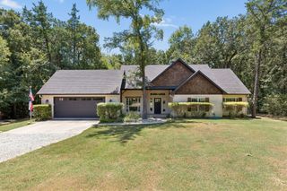 6912 Circle Drive, Bonham, TX 75418