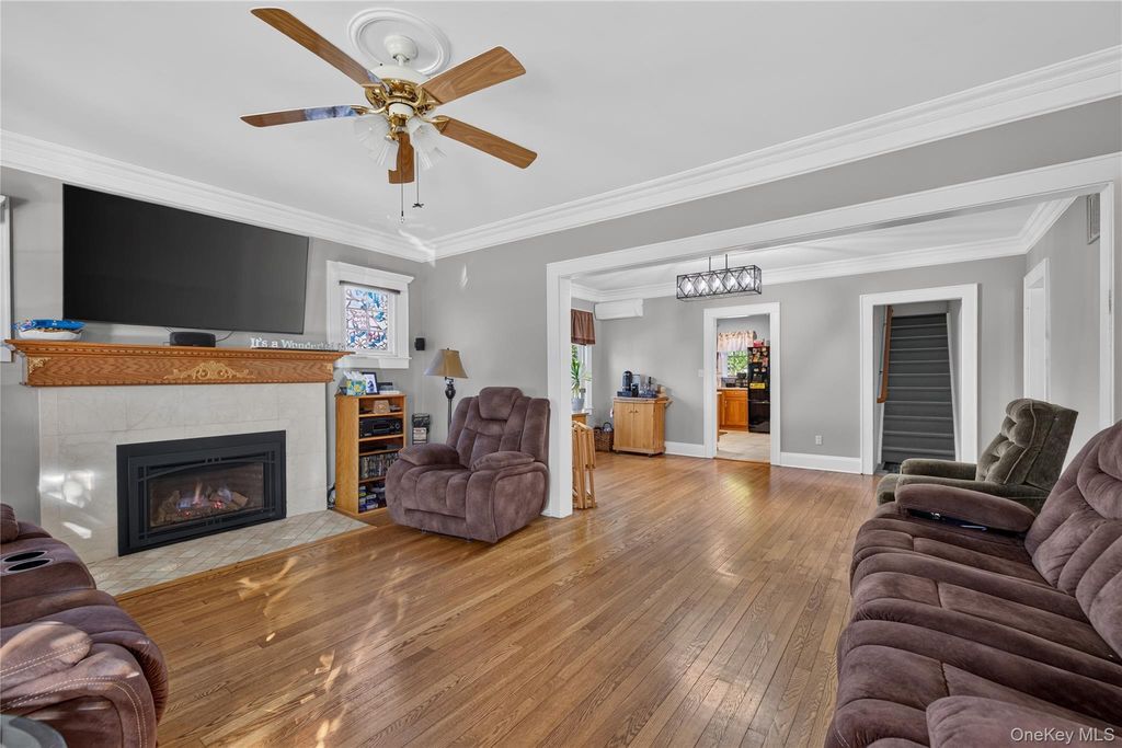 69 Robert Street, Patchogue, NY 11772 — photo 5