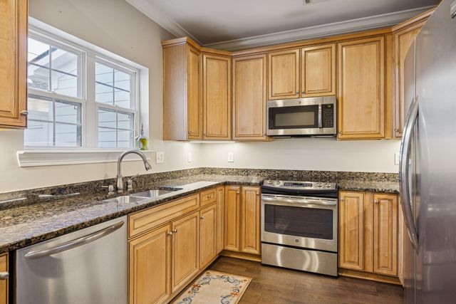 1306 Trenton Ln, Franklin, TN 37067