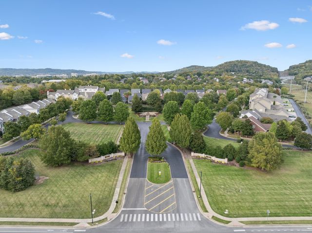 1306 Trenton Ln, Franklin, TN 37067