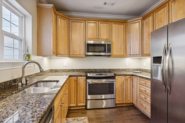 1306 Trenton Ln, Franklin, TN 37067