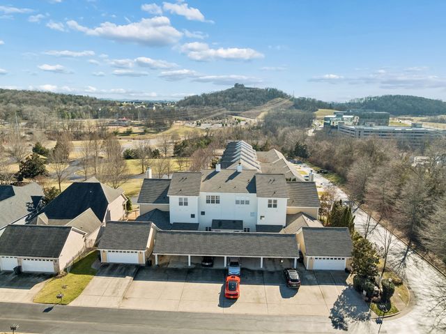 1306 Trenton Ln, Franklin, TN 37067