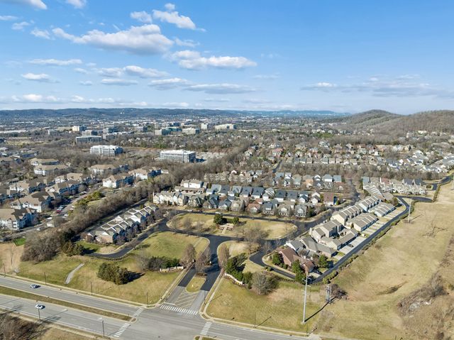 1306 Trenton Ln, Franklin, TN 37067