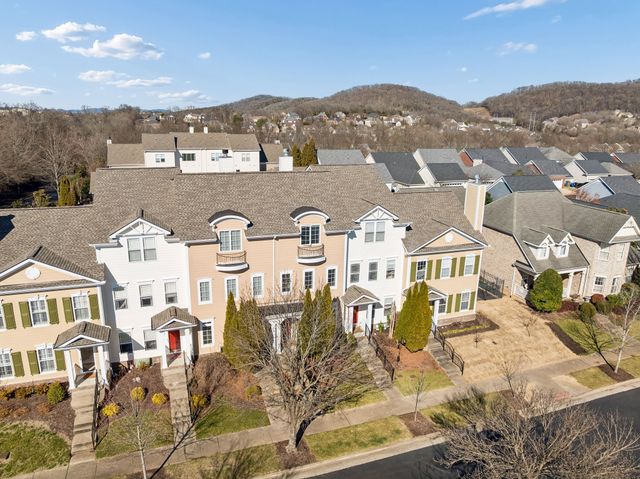 1306 Trenton Ln, Franklin, TN 37067