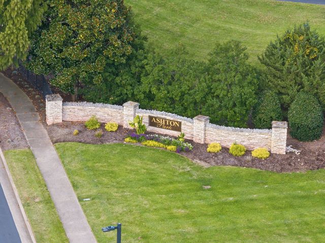 1306 Trenton Ln, Franklin, TN 37067